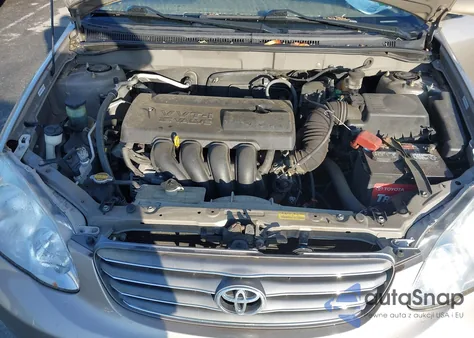 2004 Toyota Corolla Le z USA, uszkodzony, nr VIN 1NXBR32E74Z228466